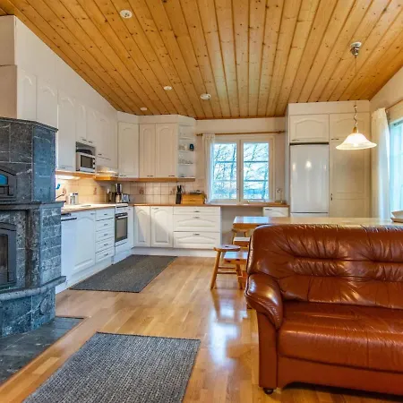 Dom wakacyjny Ruutana By Interhome